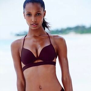 Victoria's Secret Double Banded Push Up Swim Bikini Top. Maroon Sz 34C